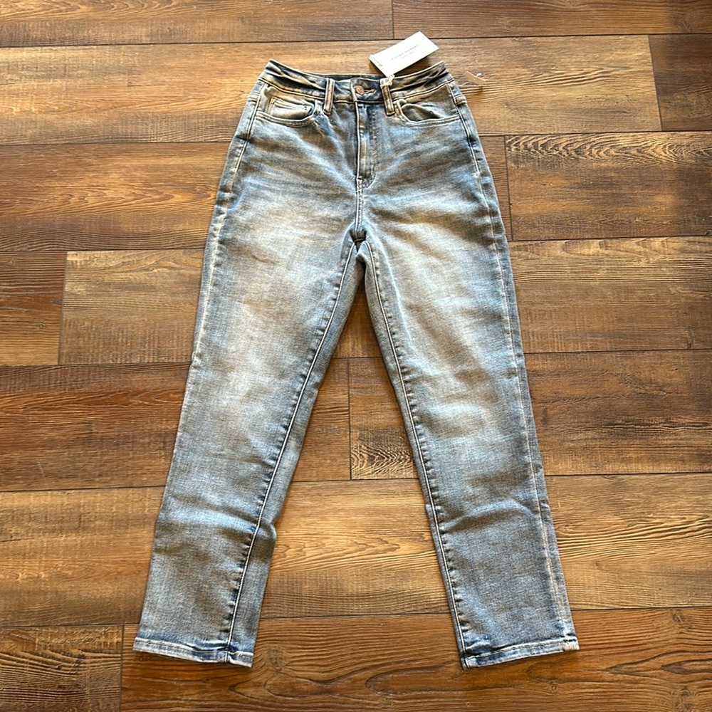 NWT flying monkey black label